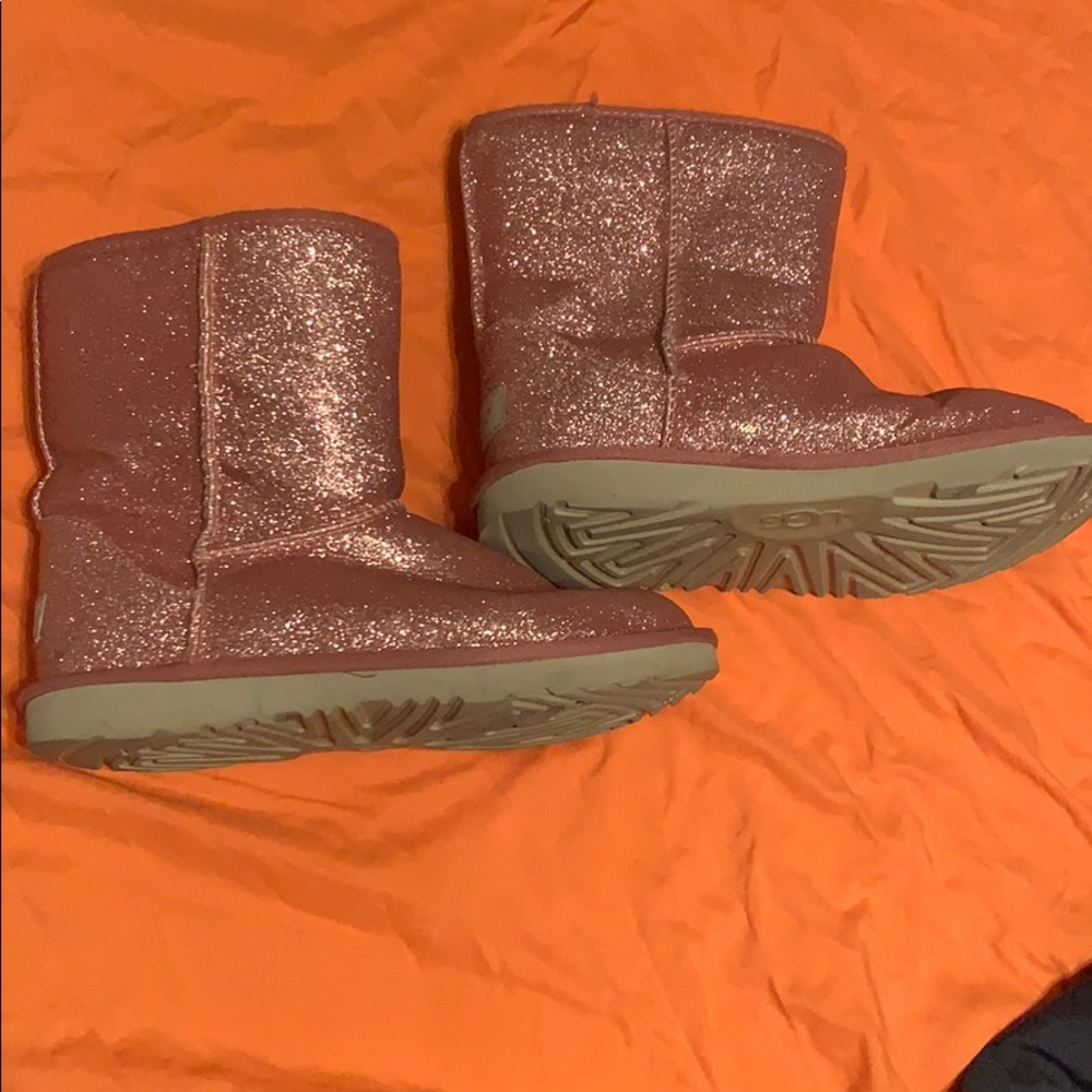 Girls pink glitter UGG boots